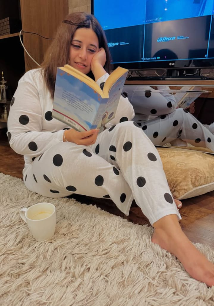 Polka Dot Full Sleeves Suit