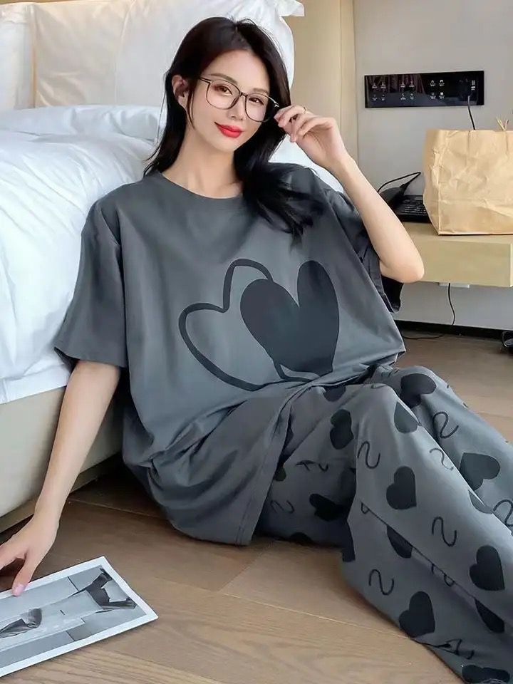 Women’s Grey Heart Half Sleeves Nightwear